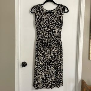 Ruched Front & Shoulders -  En Focus Print Dress Sz 6